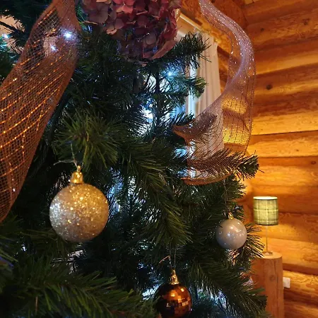 Pear Tree Cabin Chalet