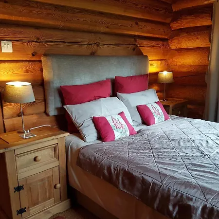 Chalet Pear Tree Cabin