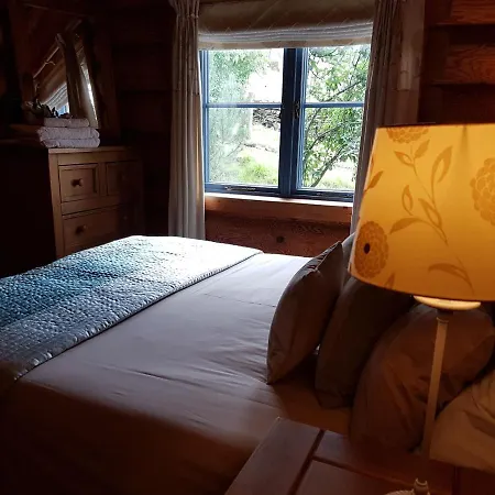 Chalet Pear Tree Cabin