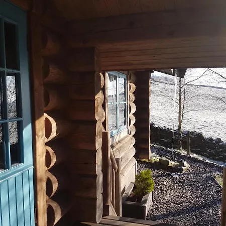 Pear Tree Cabin *
