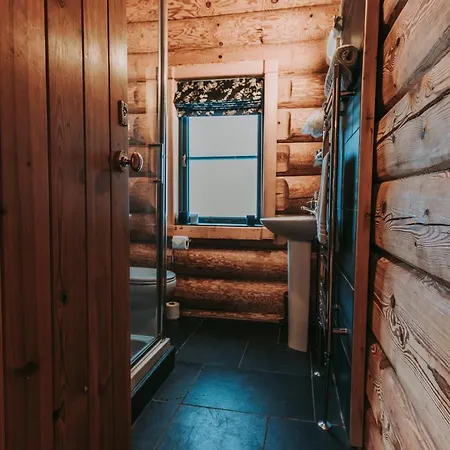 Pear Tree Cabin Alpesi faház Ulverston